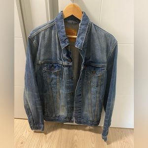 Levi Denim Jacket Large